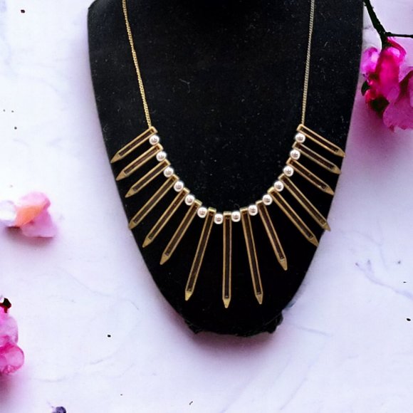 ANTIQUE BRONZE/GOLD FINISH BOLD CLEOPATRA STYLE BIB NECKLACE W/SILVER BEADS - Picture 2 of 4